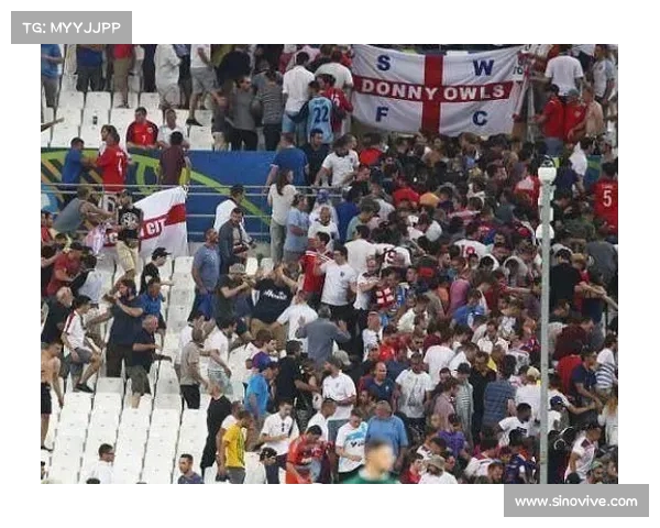 北汽集团发布亚军海报引发广泛争议 球迷怒批为恶心行为 北汽集团发布亚军海报引发广泛争议 球迷怒批为恶心行为